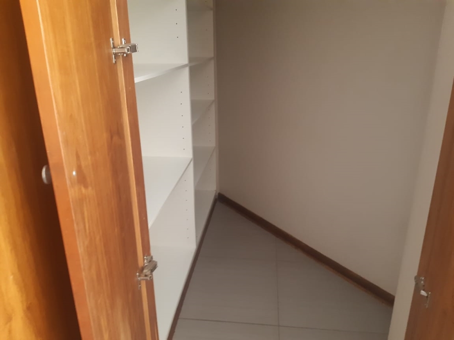 To Let 3 Bedroom Property for Rent in Hillside Free State